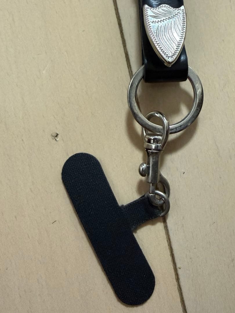 toga スマホストラップ