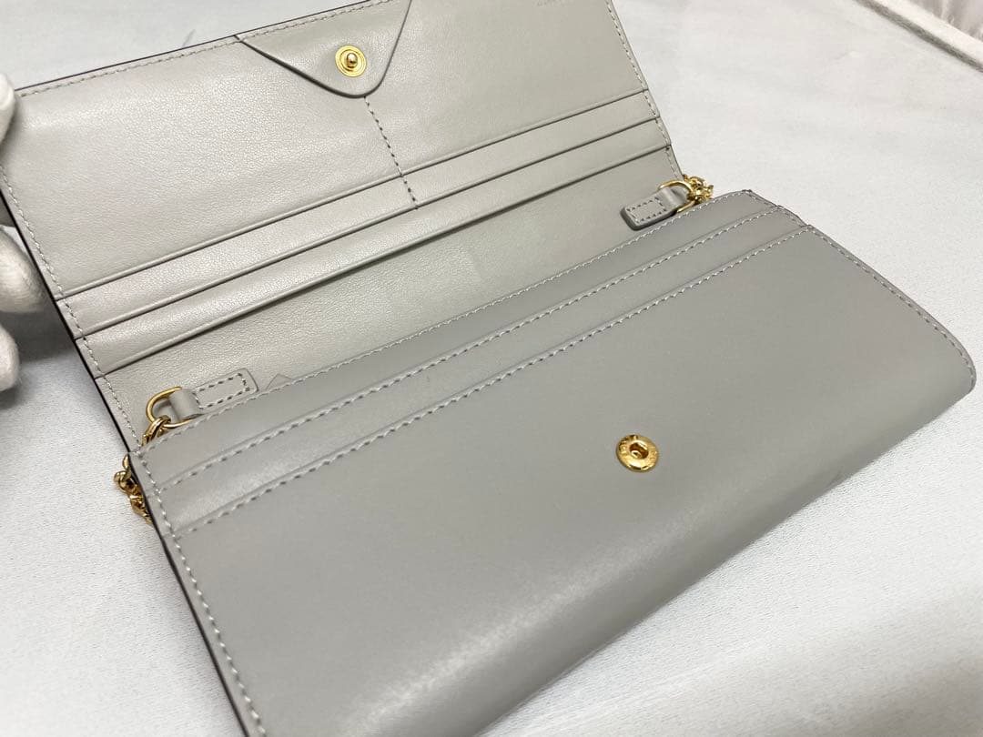 FENDI フェンディ　チェーンウォレット　ショルダー　スタッズ