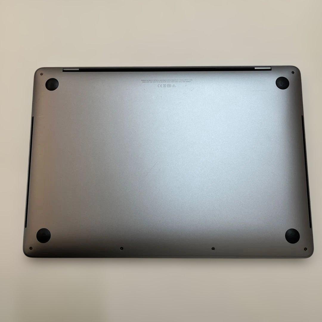 MacBook Pro 2020 13インチ　本体