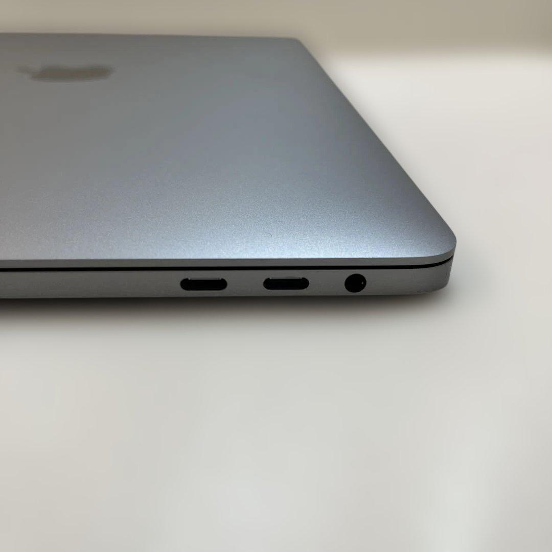 MacBook Pro 2020 13インチ　本体