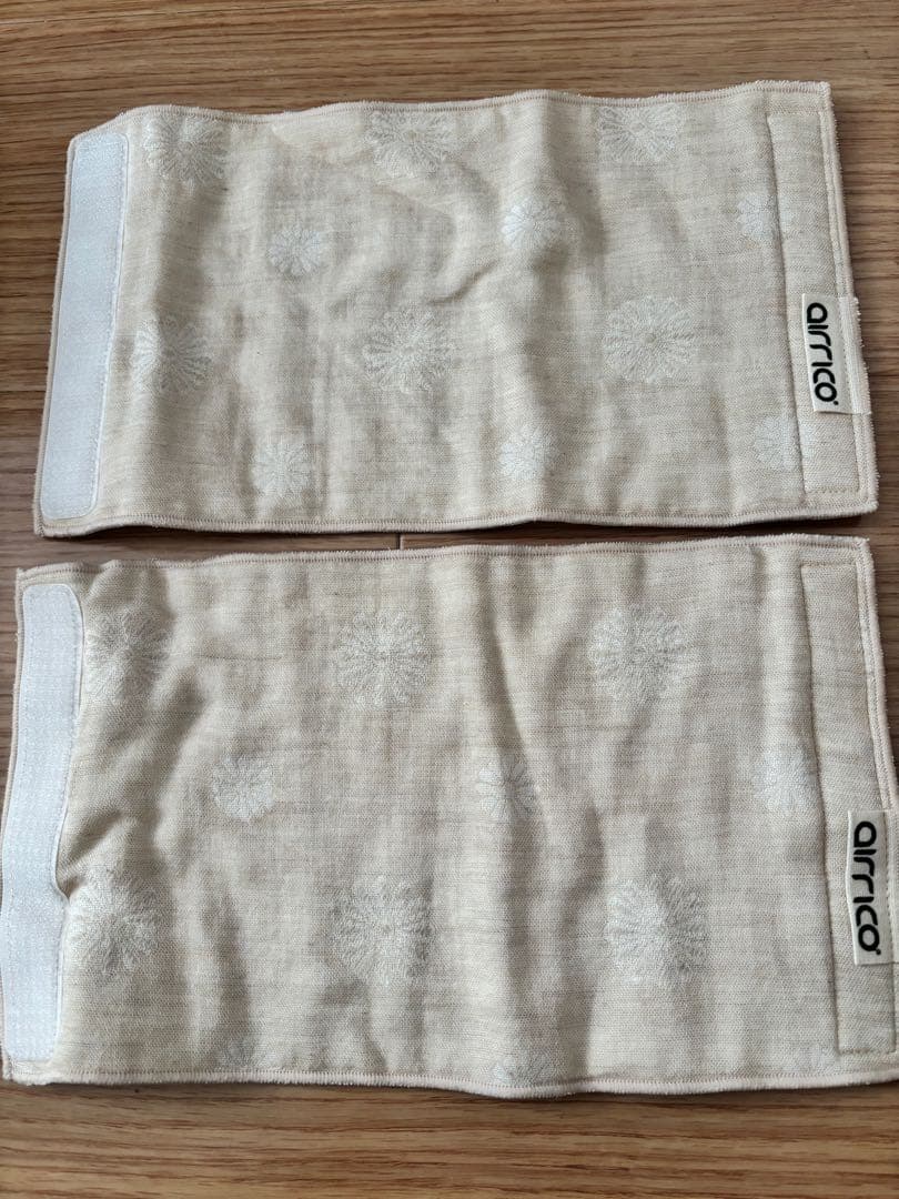 2,3度使用のみ♡エアリコ抱っこ紐 プレミアム　レンガ サイズ1よだれパッド付き