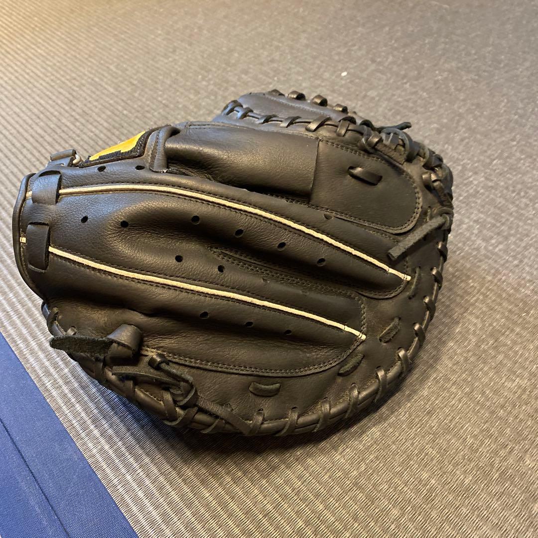 ハイゴールドキャッチャーミット 黒