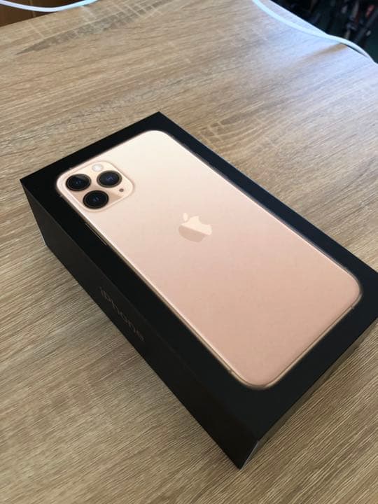 iPhone11pro 64GB ゴールド SIMフリー