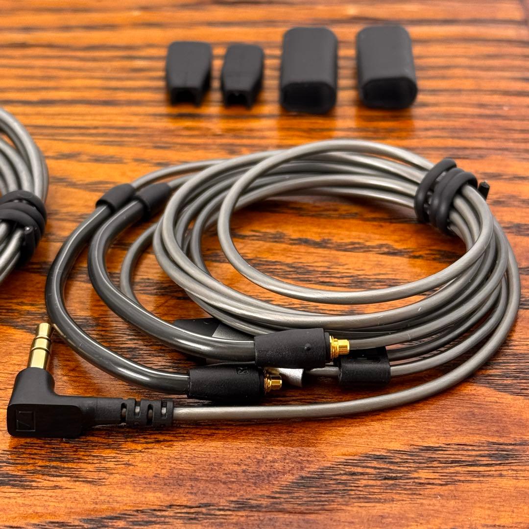 【ゼンハイザー IE 600】高音質イヤフォン（美品・中古）