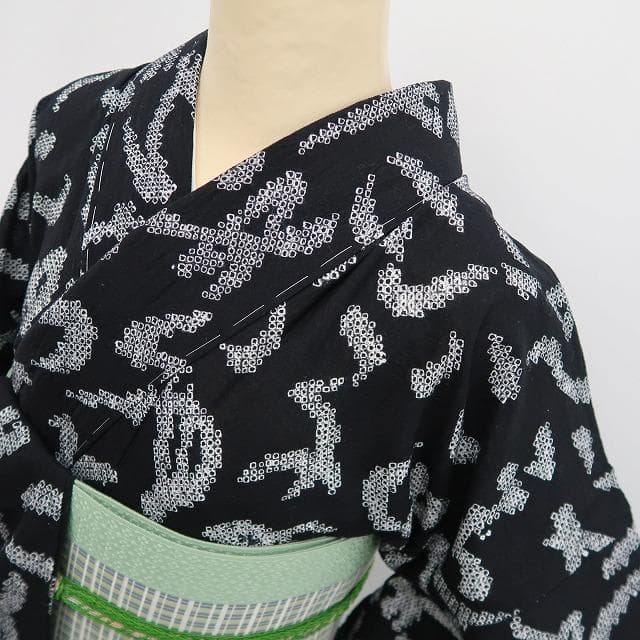 新品 有松鳴海絞り 文字柄 モノトーン 夏着物 トール 高級浴衣 5877①