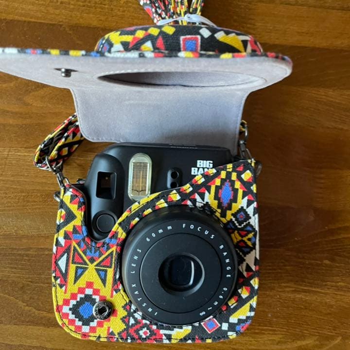 【値引中】富士フィルム チェキとチェキケースのセット（インスタントフィルム1箱）