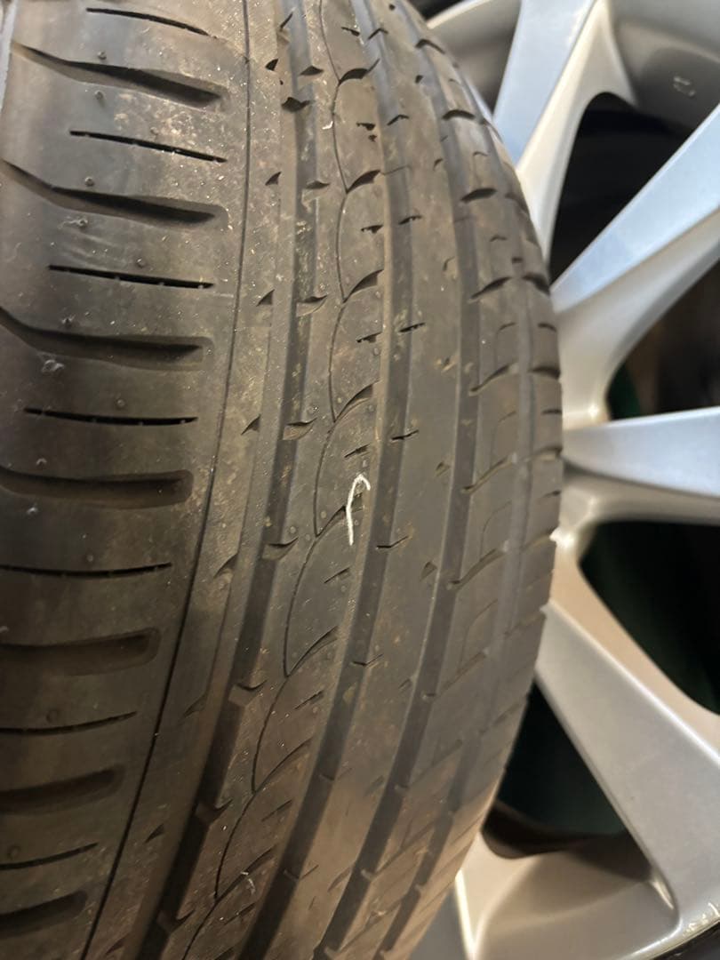 2014年式　レクサス LS460 18インチ タイヤ付　予備タイヤなどに　4本