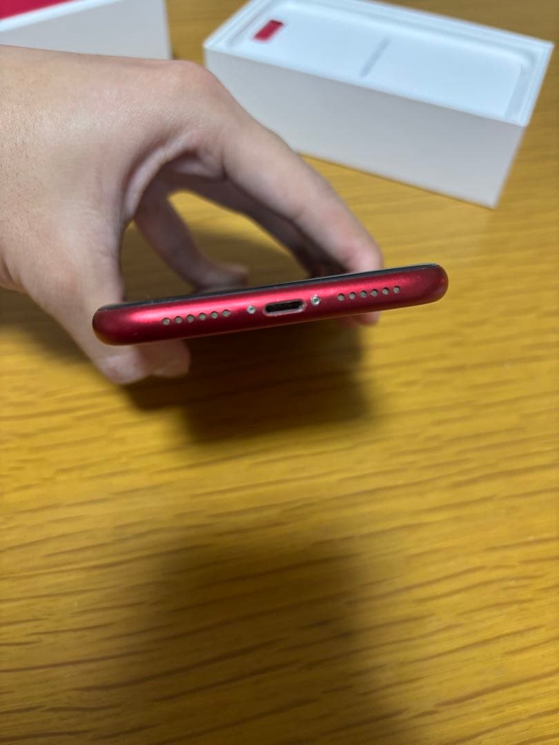 Apple iPhone 11 (赤) 本体