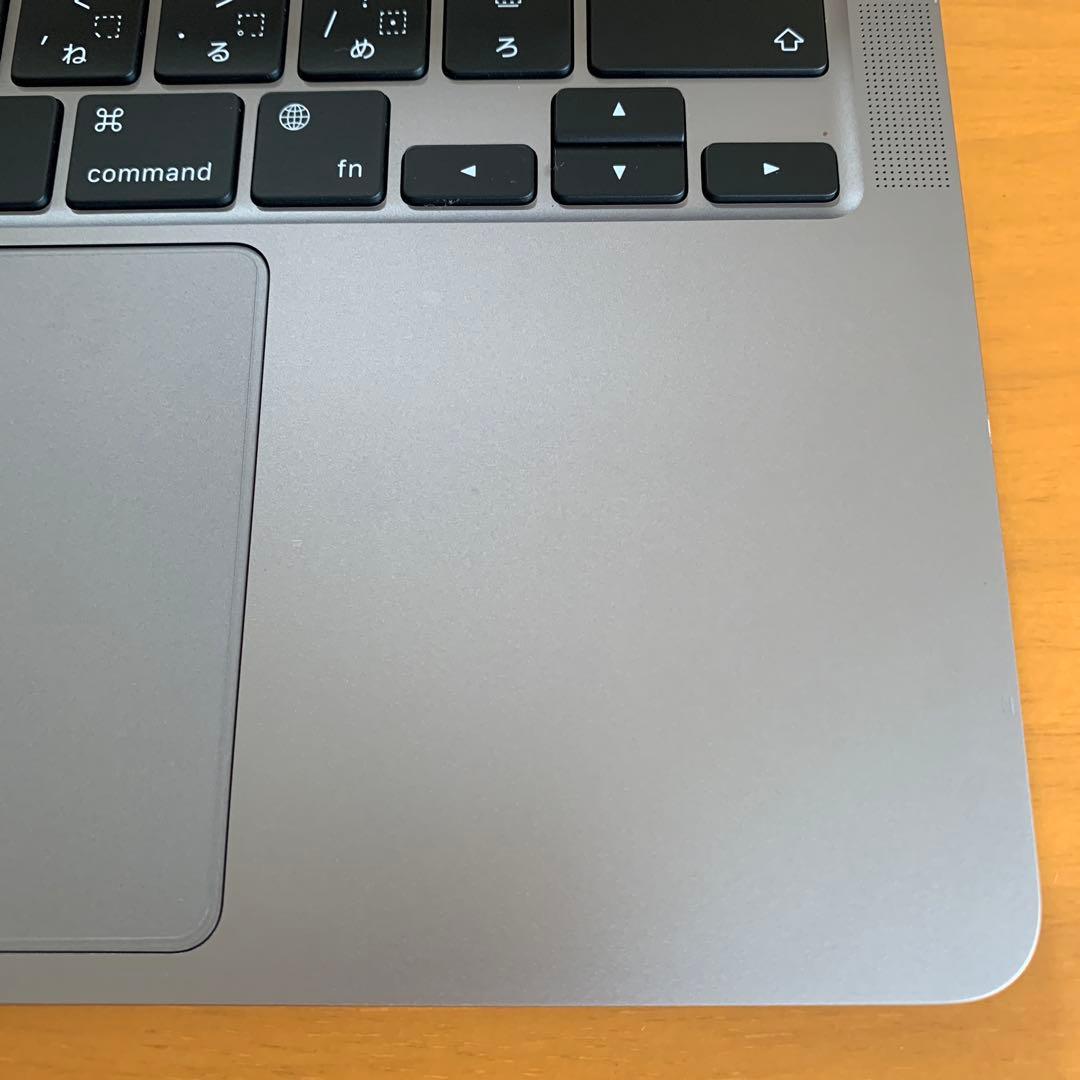 MacBook pro 2020 13インチ　8GB 256GB SSD