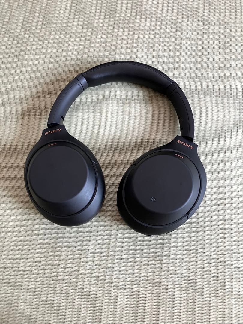 SONY ワイヤレスヘッドホン ブラック　WH-1000XM4