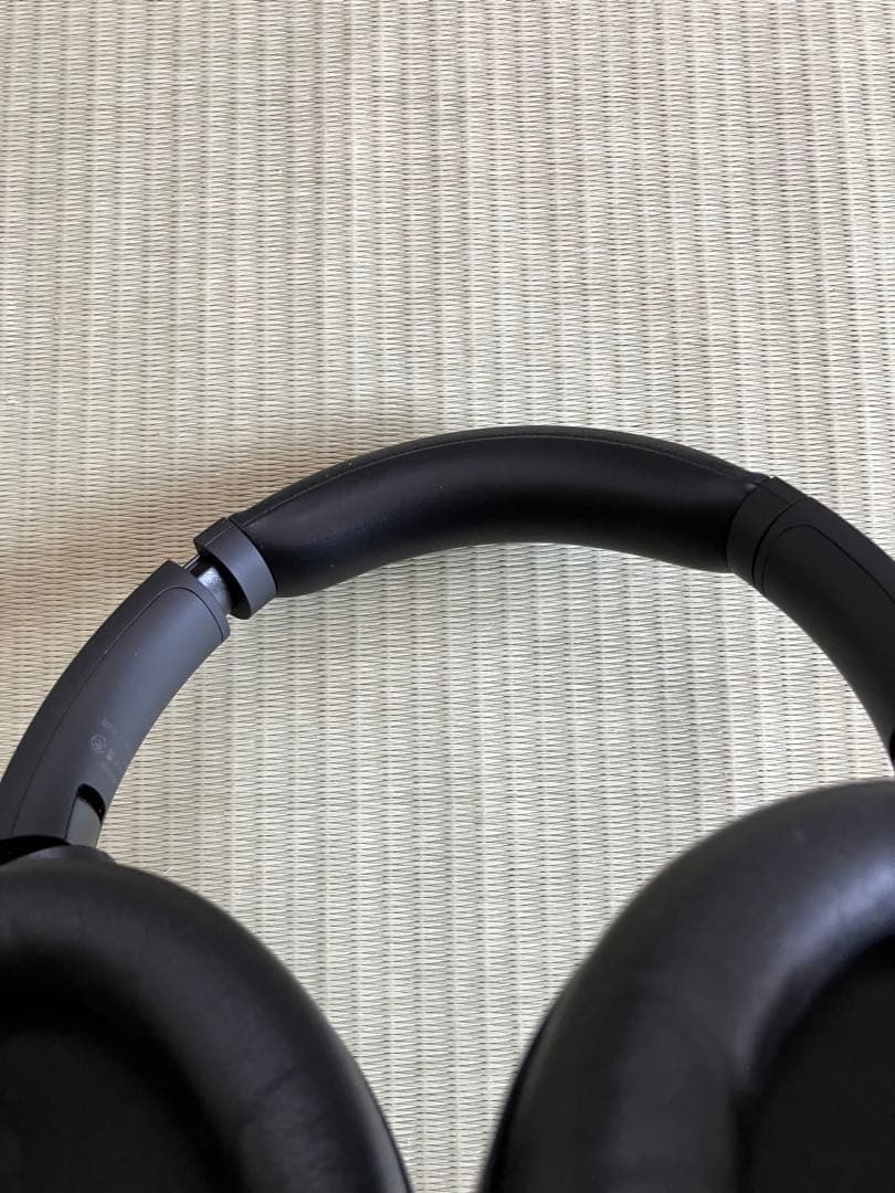 SONY ワイヤレスヘッドホン ブラック　WH-1000XM4