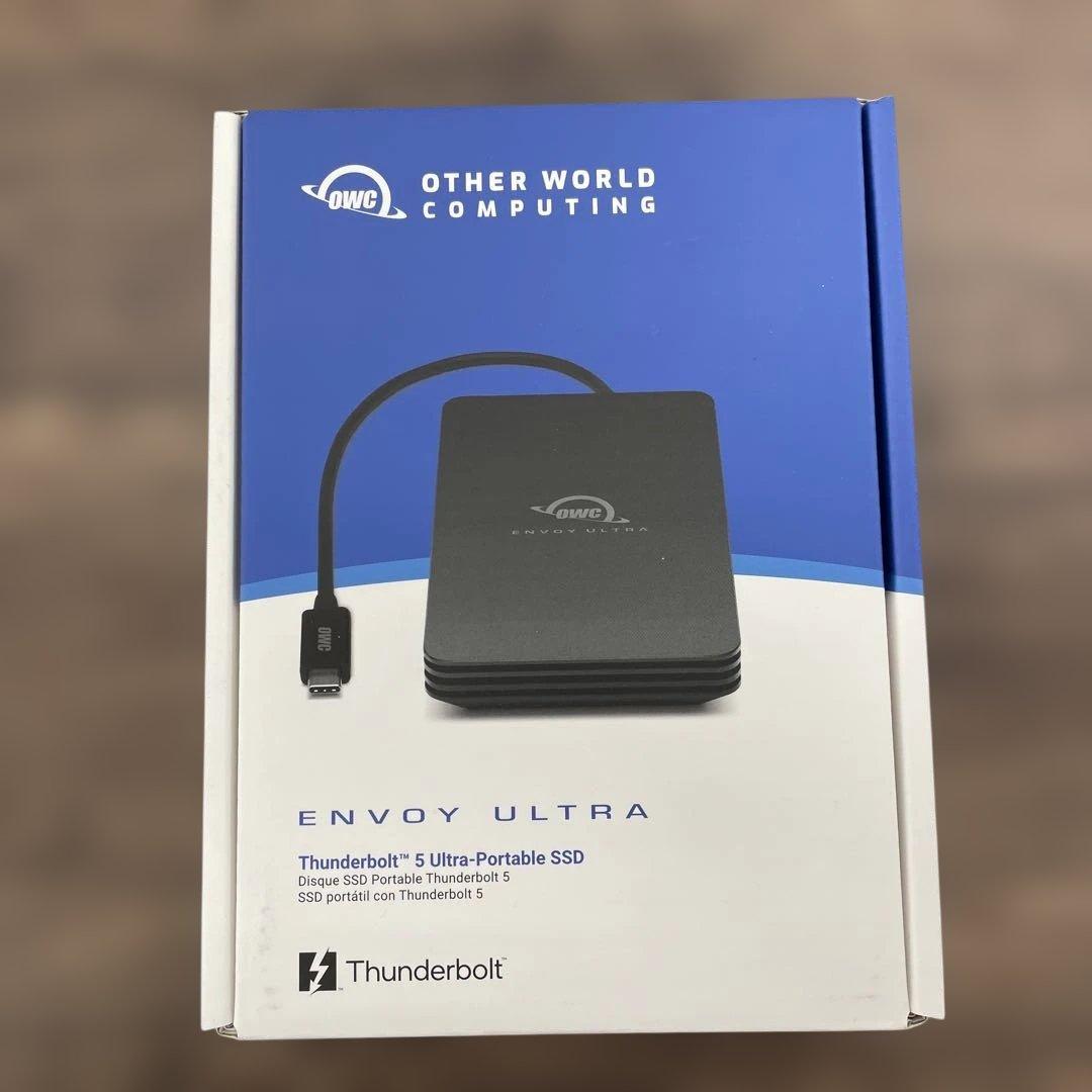 12188 Envoy UltraThunderbolt 5外付けSSD4TB