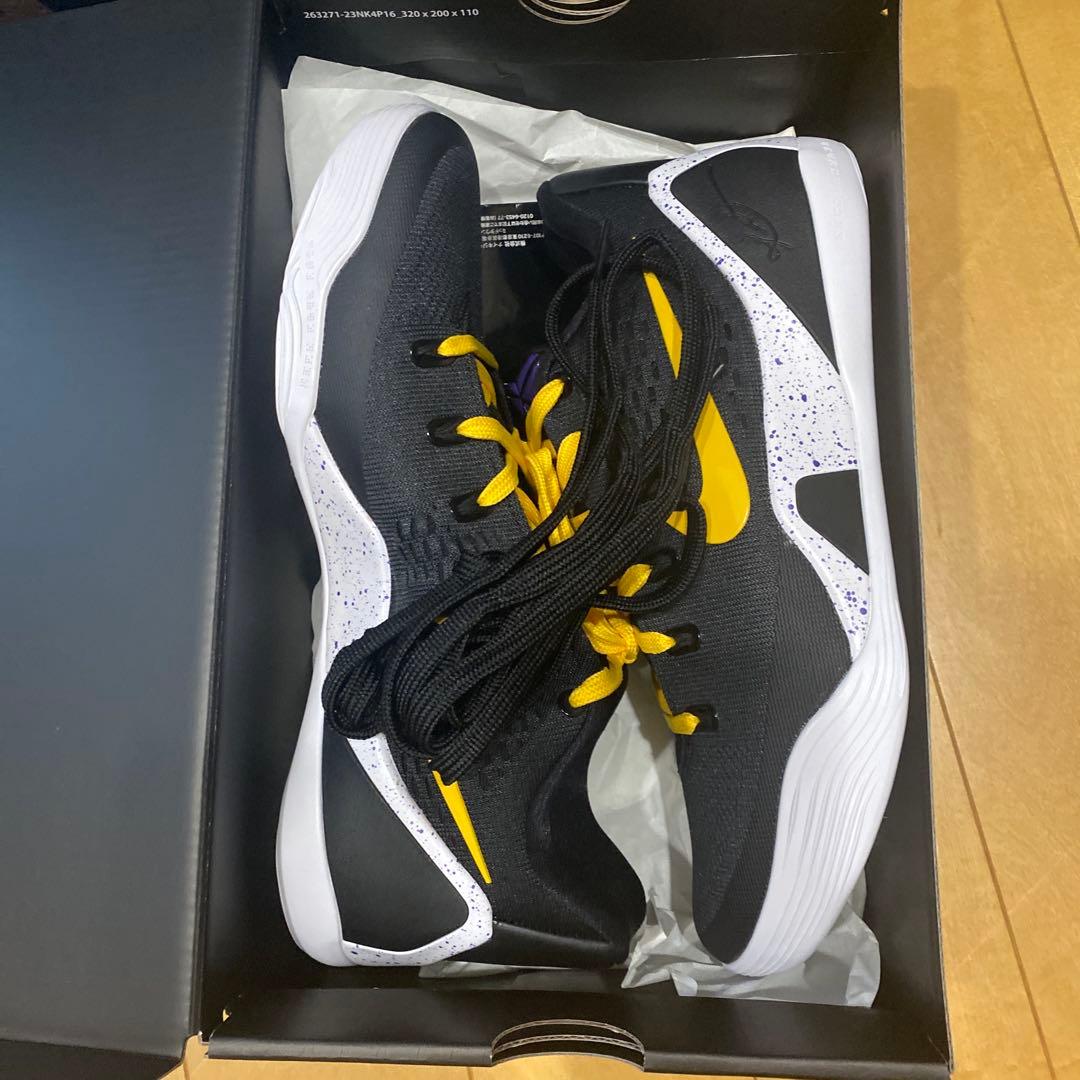 Nike Kobe 9 Elite Low EM 黒/黄色