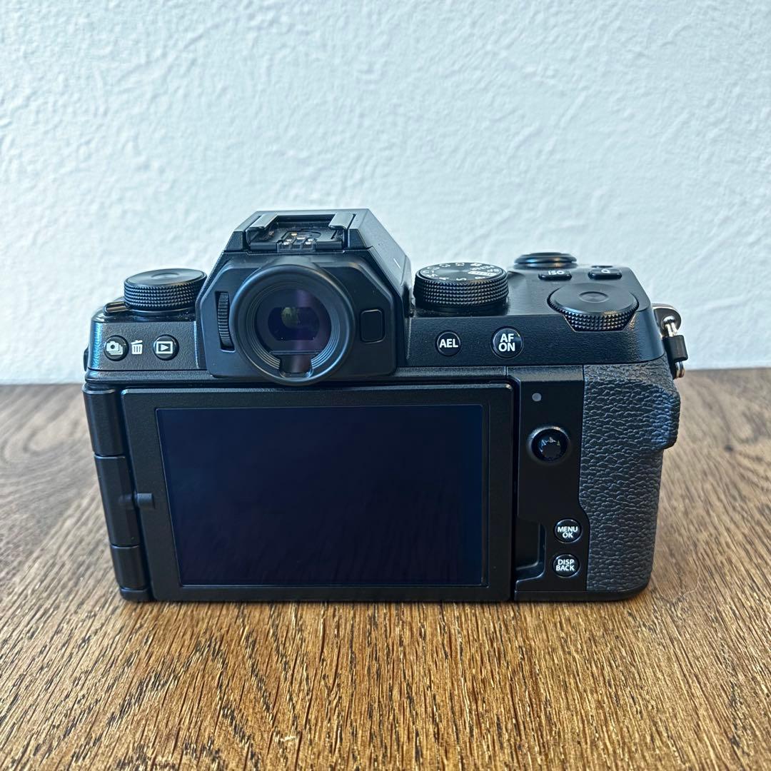 美品★FUJIFILM X-S10 ボディ シャッター数僅か