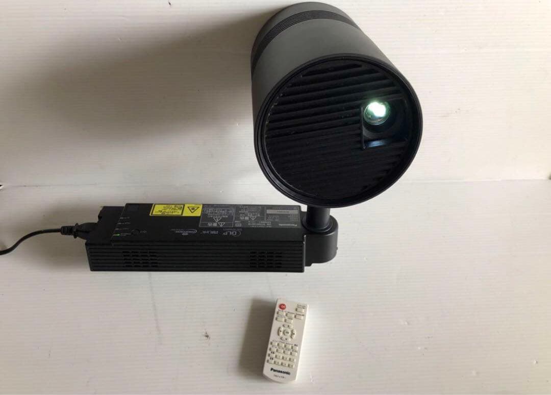 PANASONICレーザプロジェクターNTN91001B ランプ残16000時間