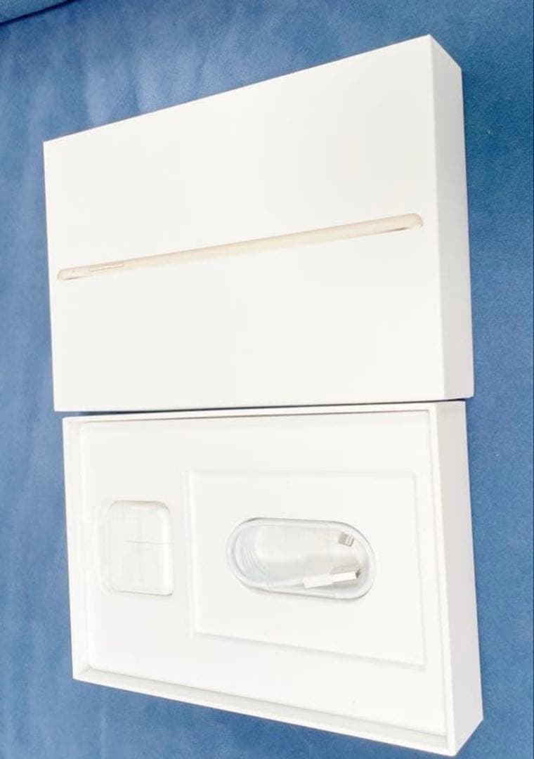 セール1/12まで【美品】【良品】iPadmini4 ゴールド 箱・備品付き