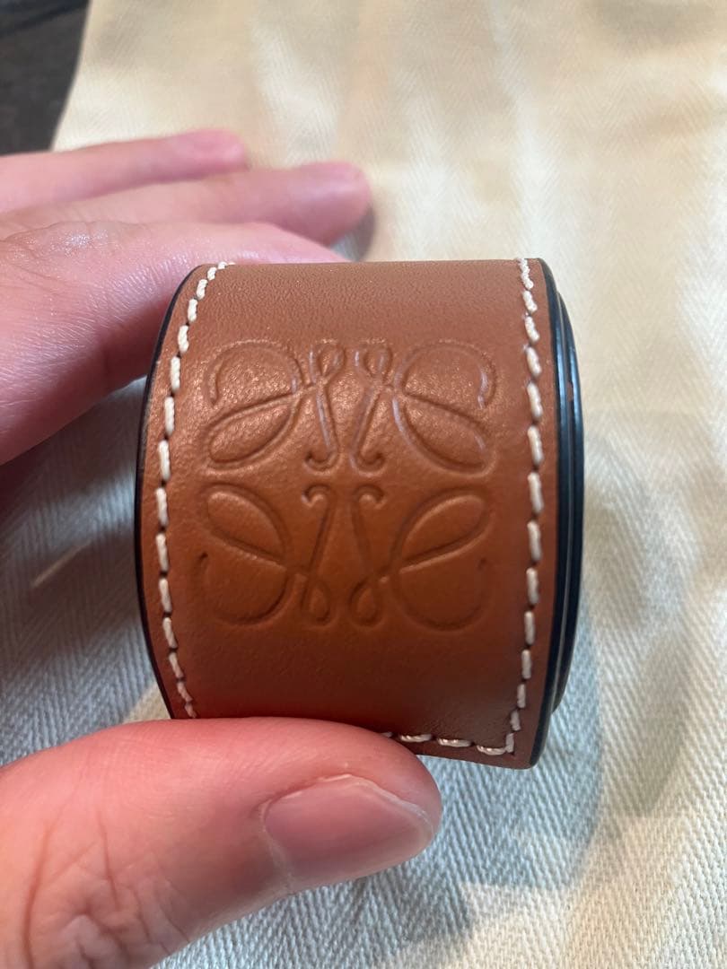 m*u様 LOEWE ロエベ スラップブレスレット スモール ブラウン