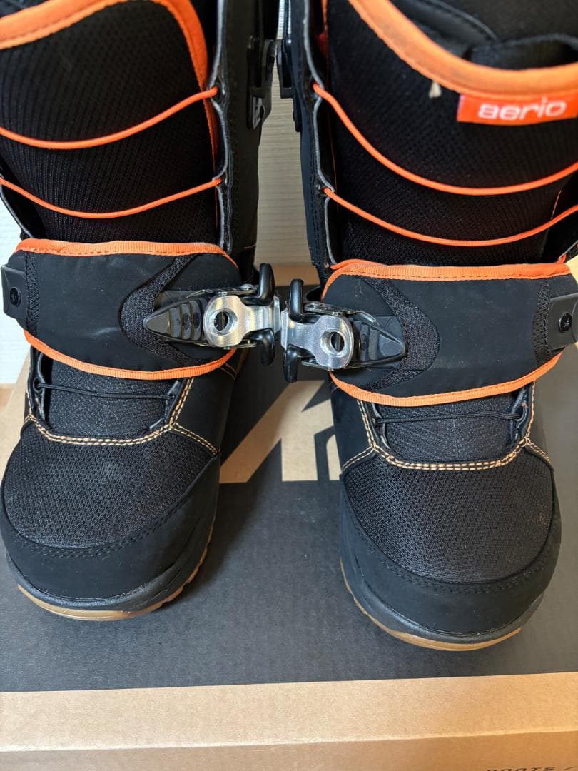 AERIO AB 24 Accubladeアキュブレード YONEXステップイン