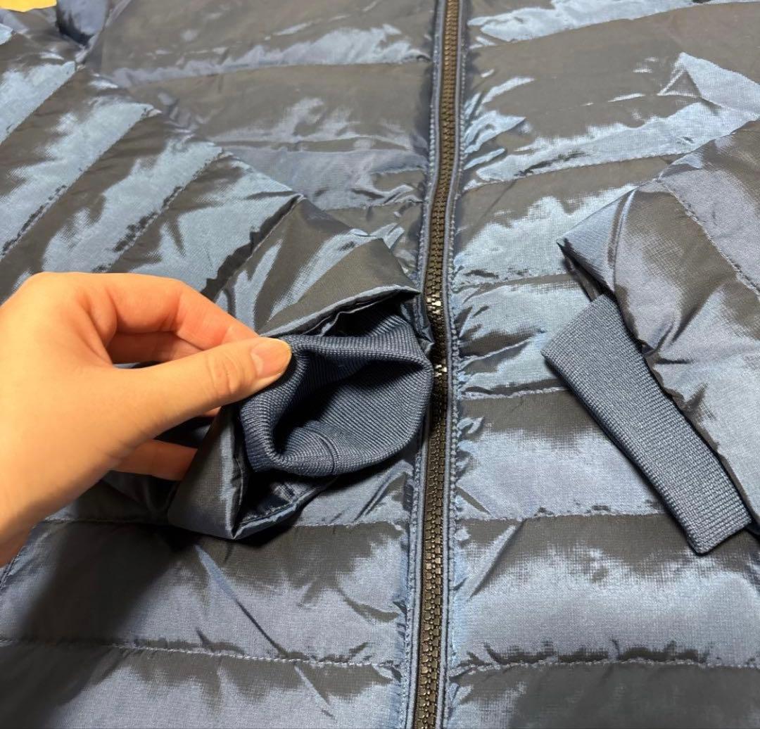 【未使用品】トミーヒルフィガー　フード付きダウンジャケット　Lサイズ