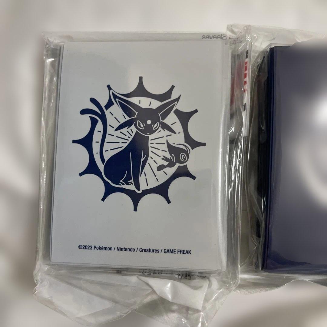 海外　ポケモンセンター　プレイマット　デッキシールド　ブラッキー　エーフィー