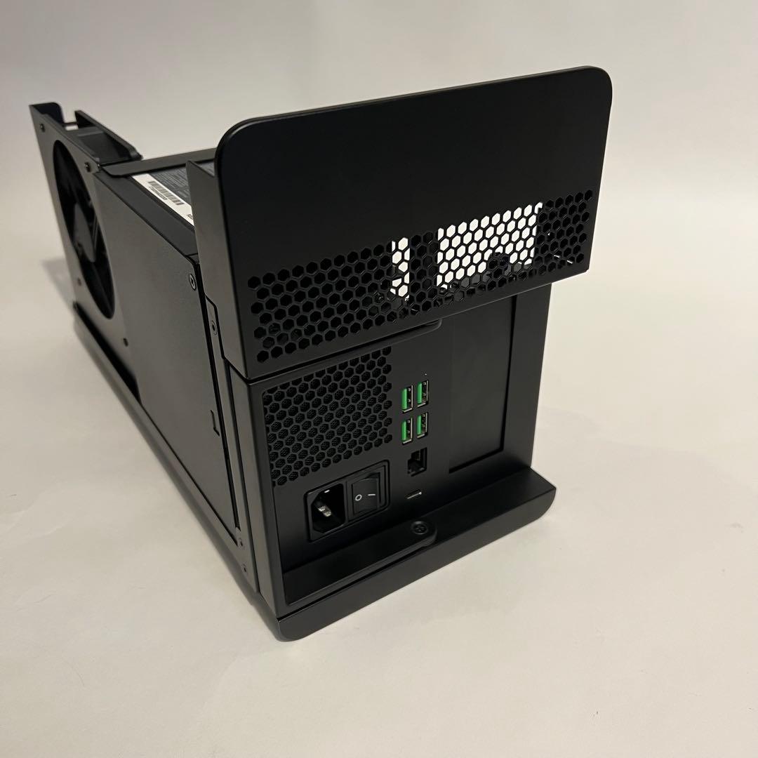 Razer Core X Chroma 外付けGPUボックス eGPU