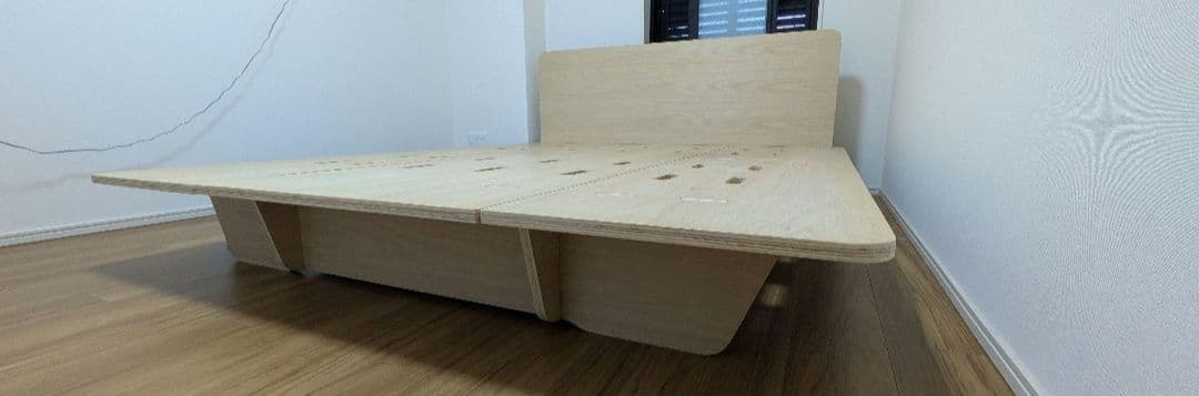 送料込み【コアラマットレス】木製ベッドフレーム　クイーンサイズ