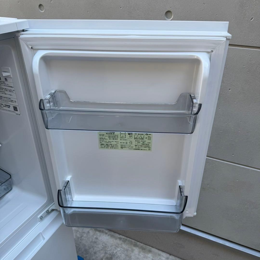 203⭐️2024年製美品★シャープ　冷蔵庫　右、左開き　自動霜取り　一人暮らし