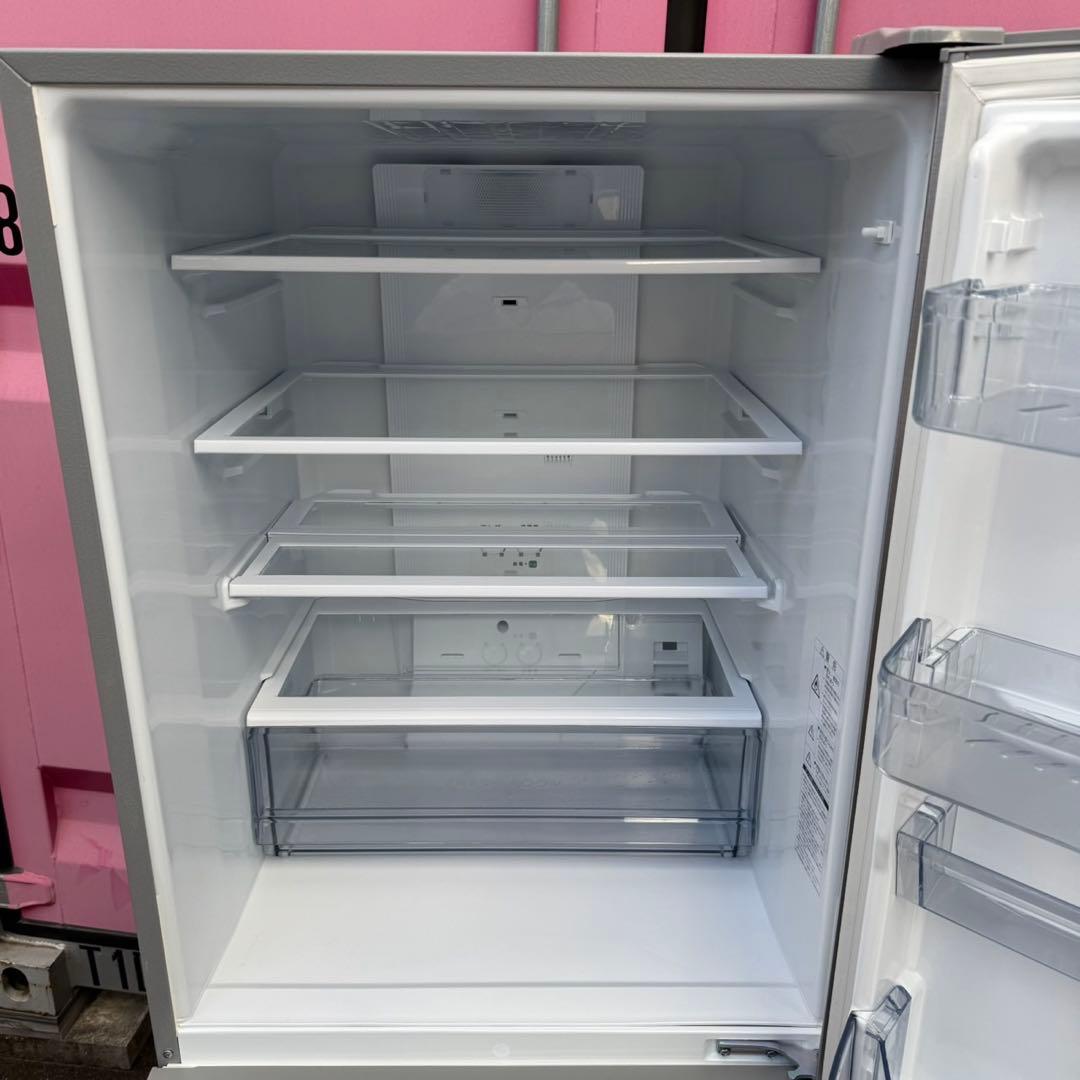 82⭐️2021年製★アクア　冷蔵庫　シルバー　大型　4ドア　355L