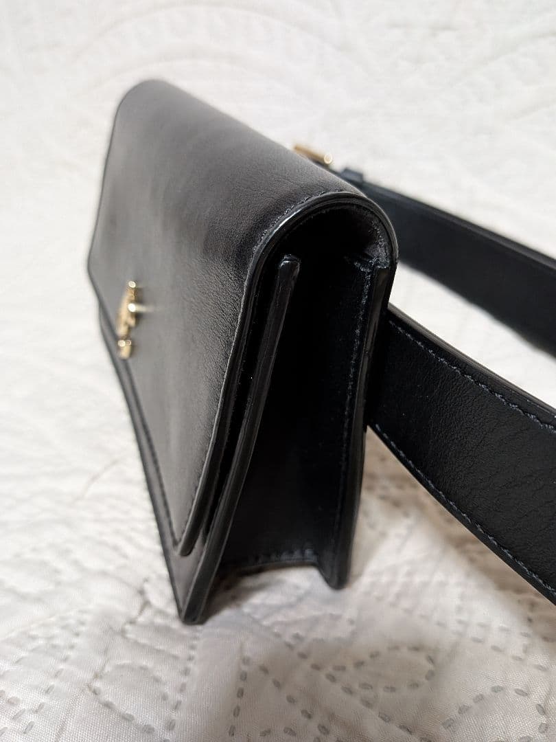 jimmy choo ボディバッグ　黒　ヴァレンヌ　ベルトバッグ　ジミーチュウ