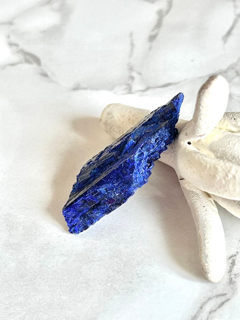 原石　アズライト