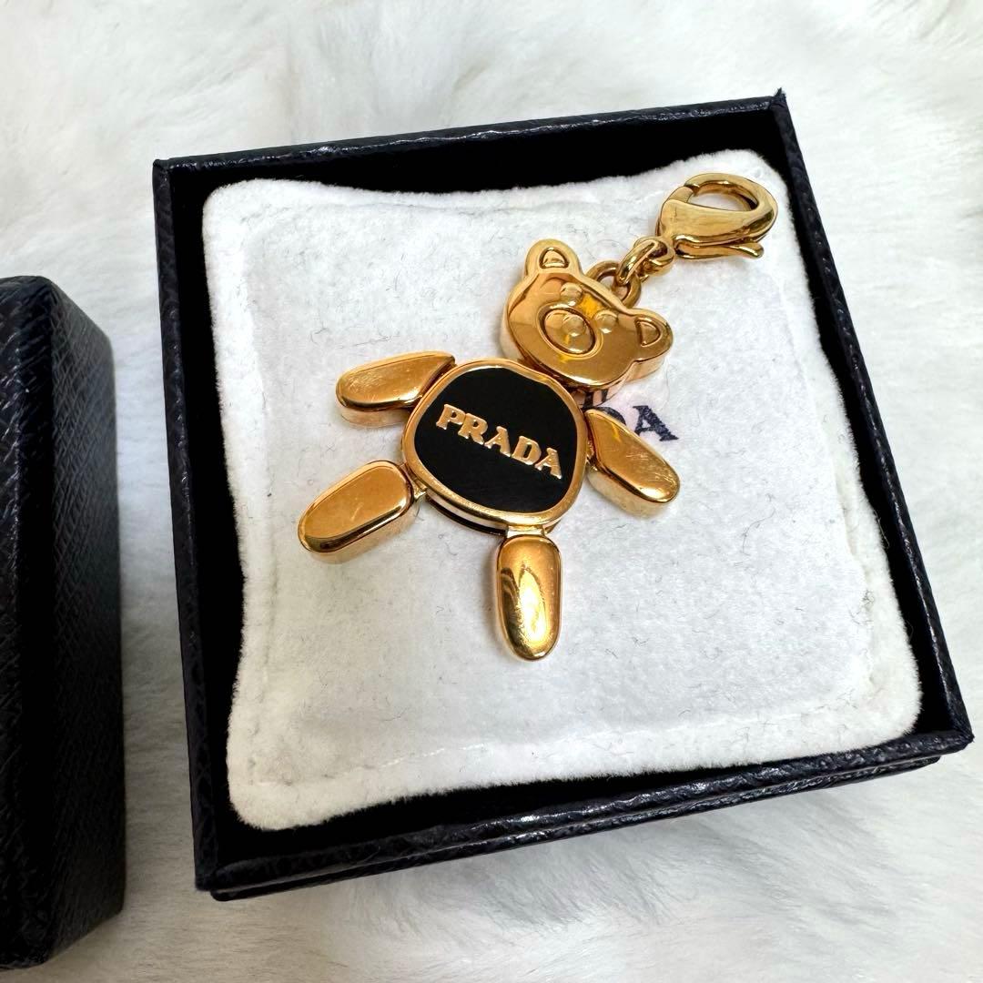 PRADA プラダ ベア チャーム キーホルダー ゴールド× ブラック 箱付き