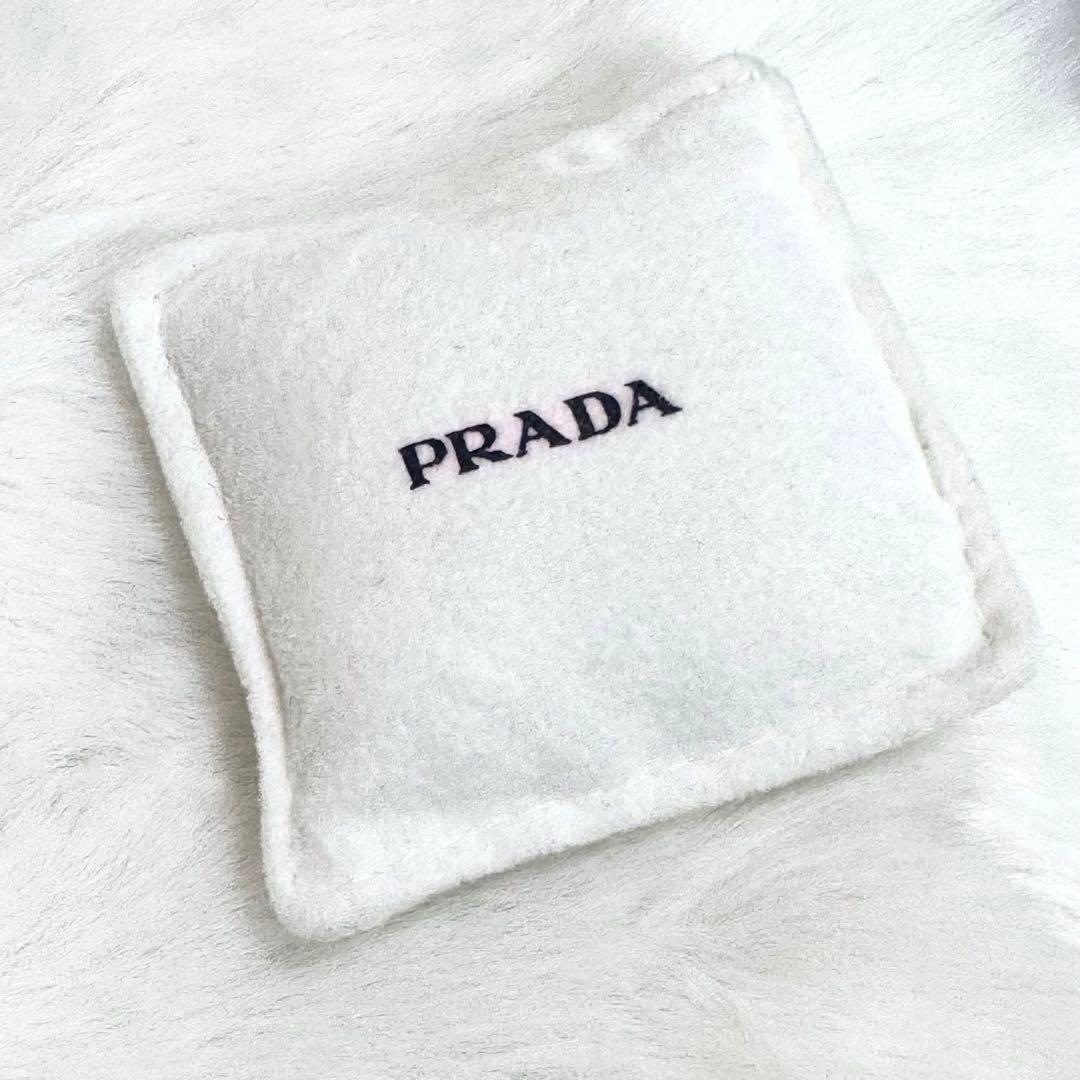 PRADA プラダ ベア チャーム キーホルダー ゴールド× ブラック 箱付き
