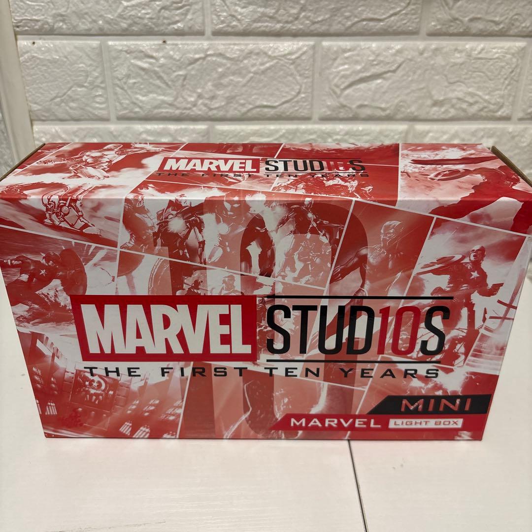 【生産終了】MARVELSTUDIOS 10周年 ミニライトボックス　ロゴライト