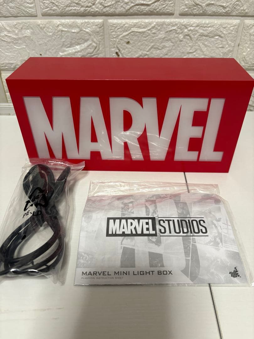 【生産終了】MARVELSTUDIOS 10周年 ミニライトボックス　ロゴライト