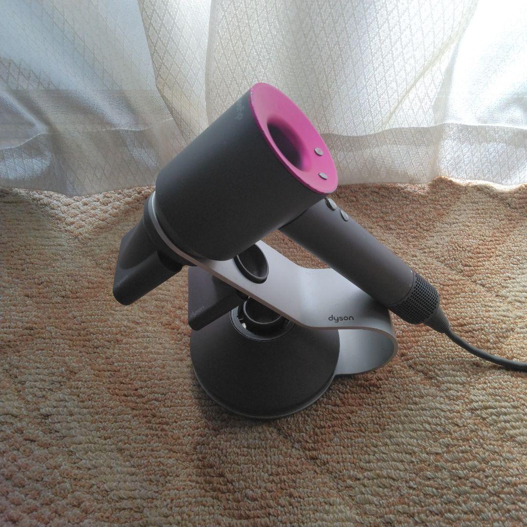動作良好　スタンド付き　ダイソン　Dyson　ドライヤー