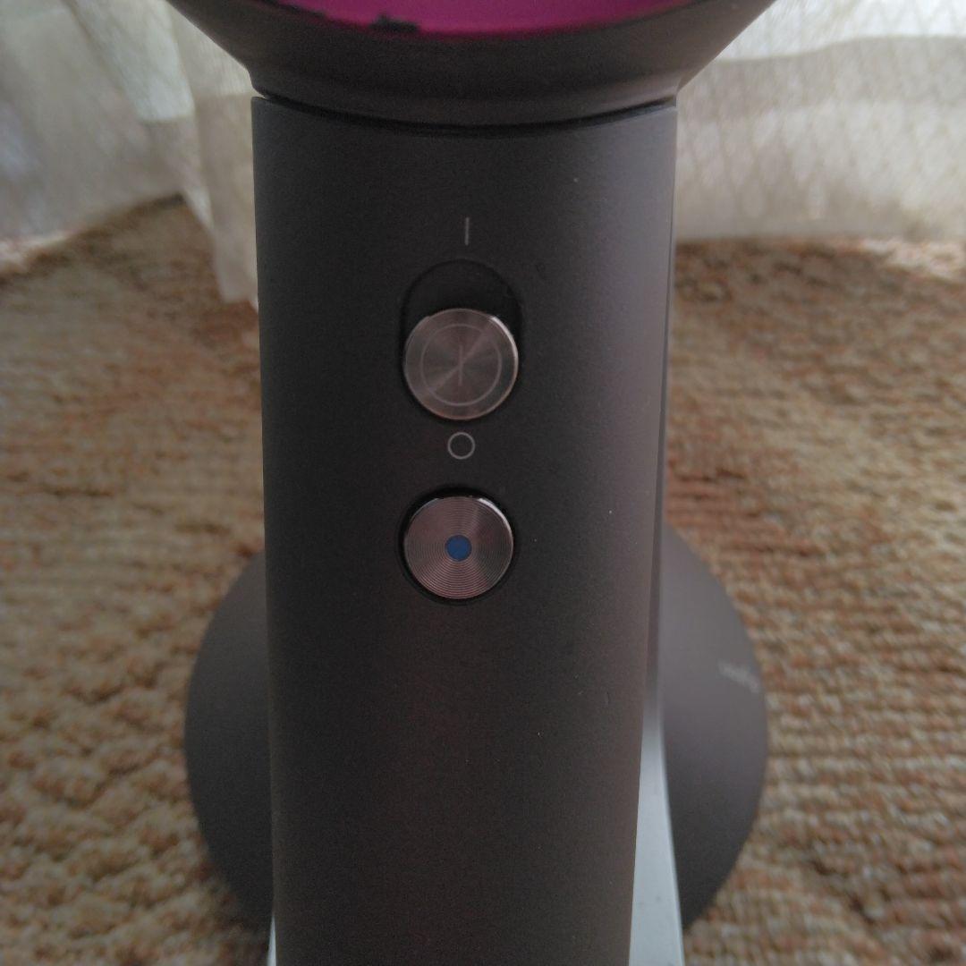 動作良好　スタンド付き　ダイソン　Dyson　ドライヤー
