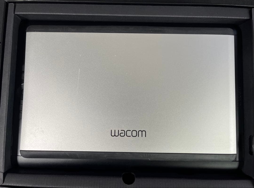 【最終値下げ】Wacom CINTIQ DTH-1300/K0 液タブ