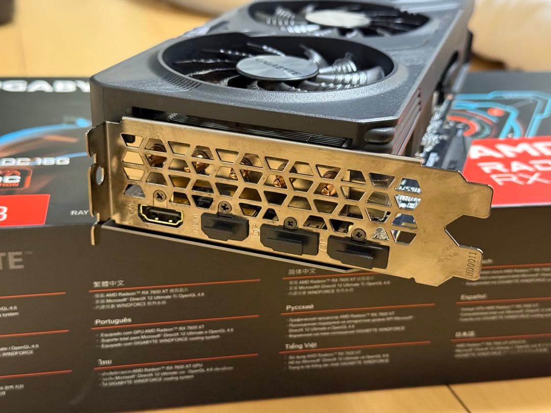 グラフィックボード・グラボ・ビデオカード GIGABYTE Radeon RX7600XT 16GB