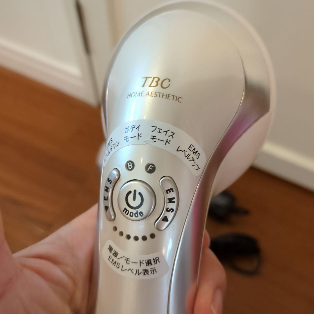 TBC 家庭用複合美容器 ヒートキャビシェイププロ　キャビテーション