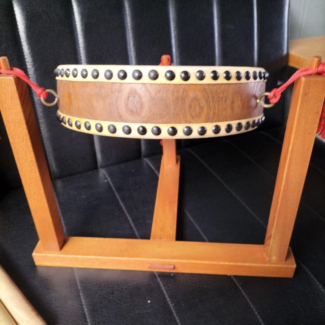 民謡　長唄　平胴太鼓　平太鼓（木製太鼓台　バチ付き）セット中古品