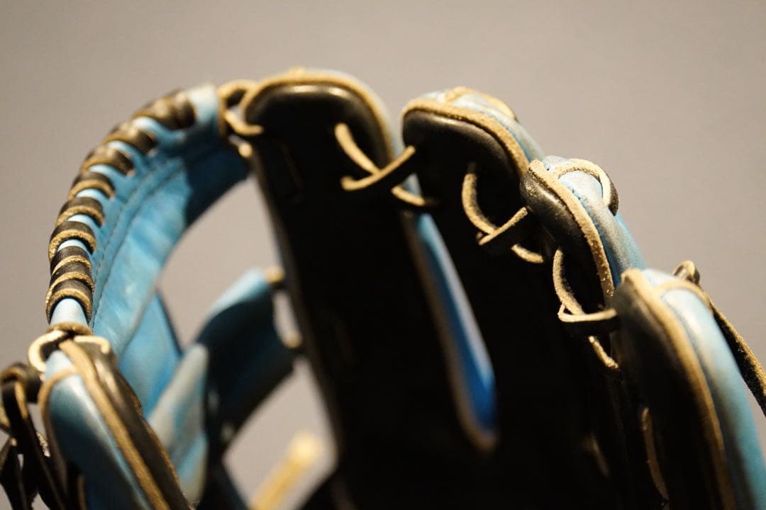 筋肉マン　ミズノプロ硬式内野用グラブ