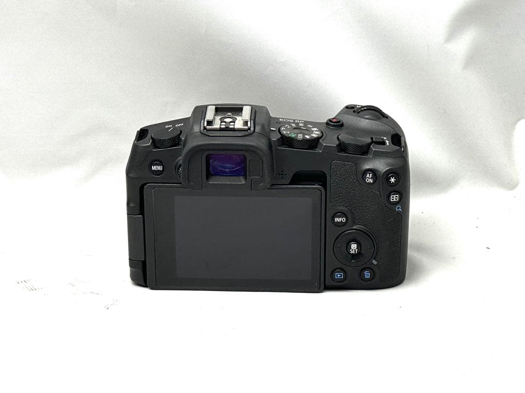 Canon EOS RPミラーレス一眼カメラ