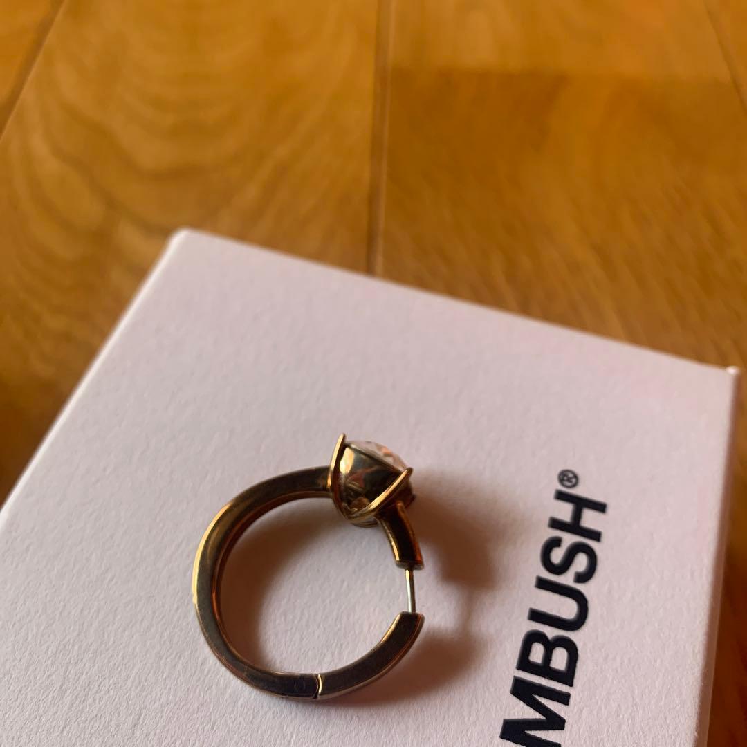 AMBUSH(アンブッシュ) SOLITALIE EARRING ゴールド