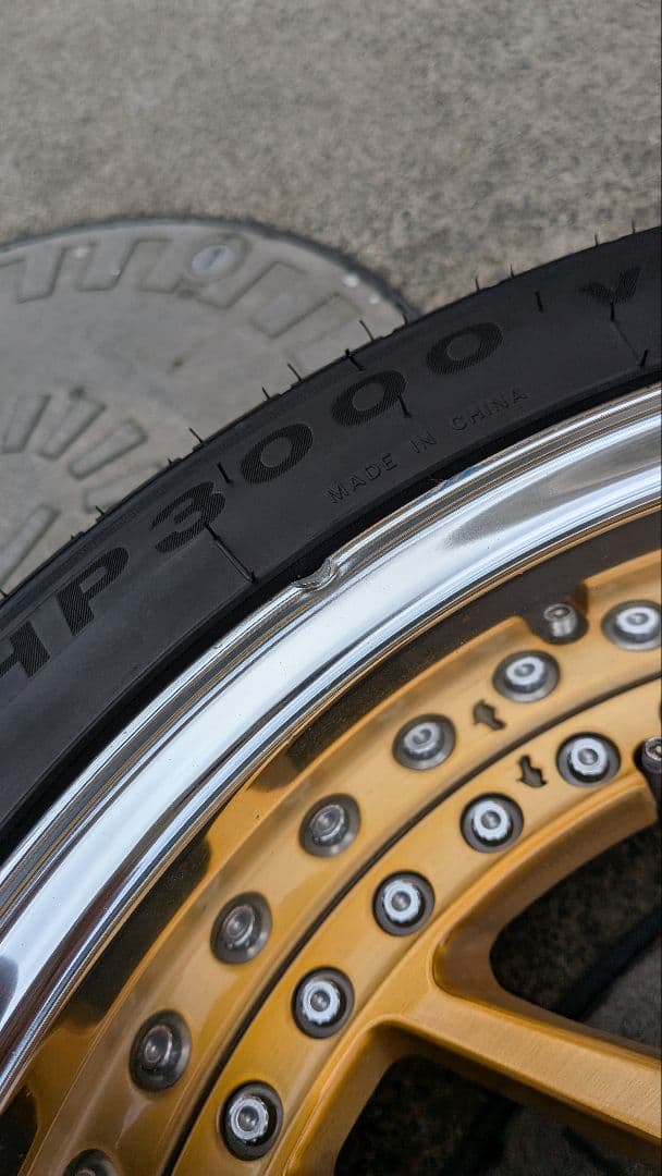 【値下】レオンハルト プログレスライン ライゼ18インチ 5穴 深リム タイヤ付