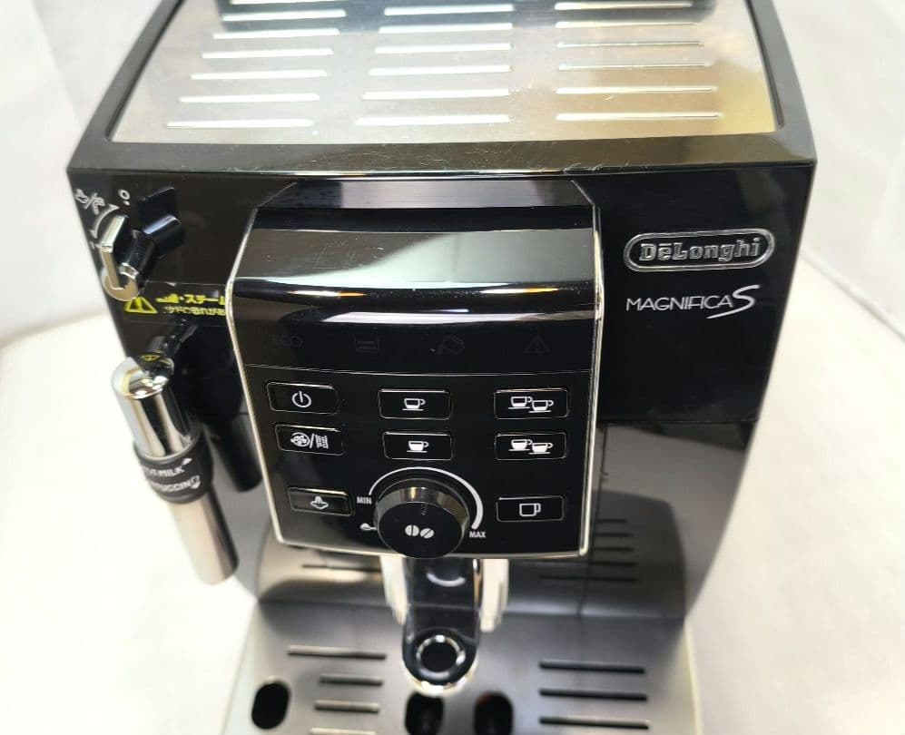 デロンギマグニフィカS コンパクト全自動コーヒーマシン ECAM23120B 8