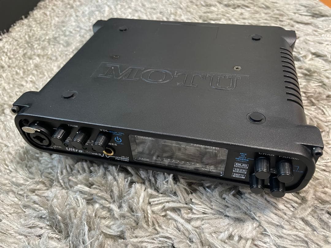 MOTU UltraLite mk3 Hybrid（最終モデル）