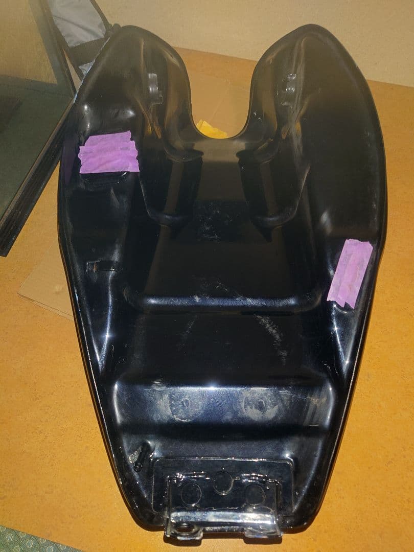 ゼファーΧタンク