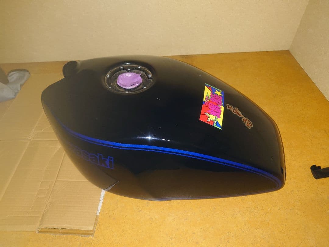 ゼファーΧタンク