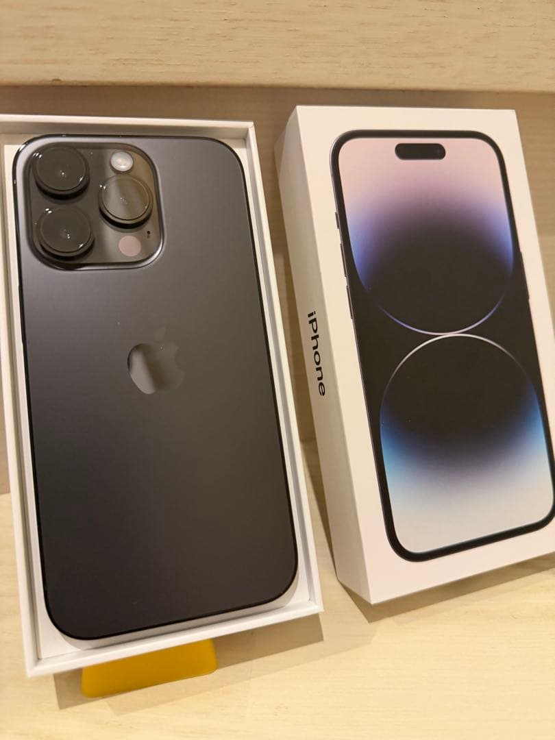 【美品】iPhone 14 Pro 黒 512GB 本体 SIMフリー　箱付き他
