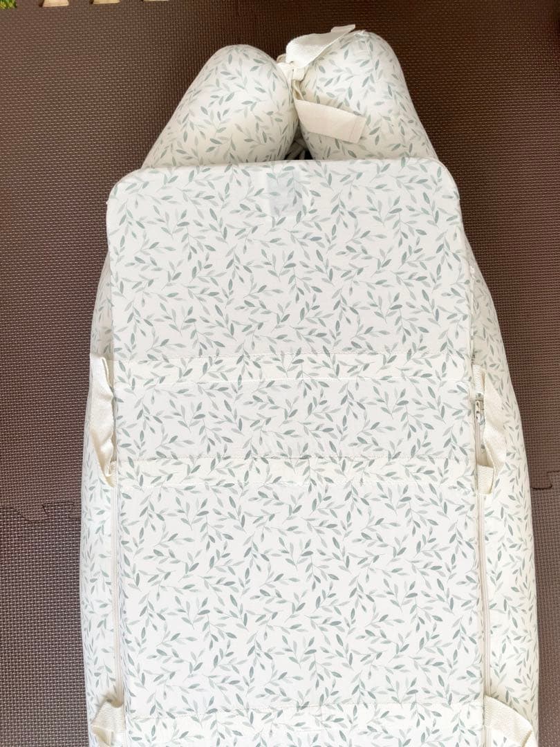 カムカムコペンハーゲンベビーネストマット/グリーンエッセンス